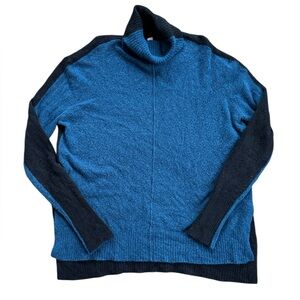 Athleta blue and black, turtleneck sweater wool blend women’s S